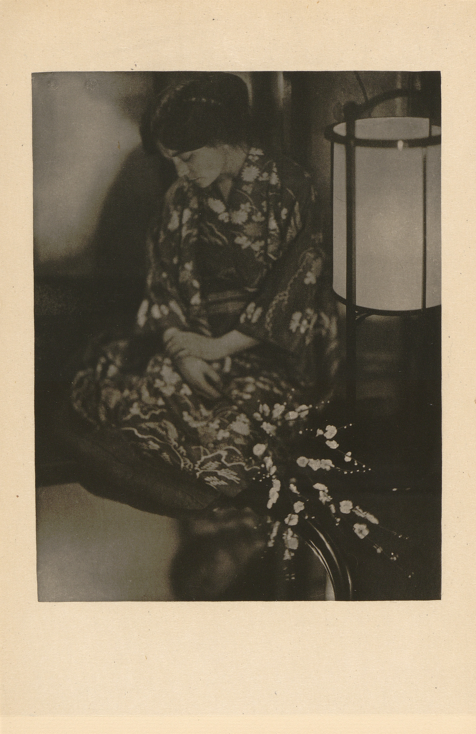 Paul B. Haviland :: The Japanese Lantern. Published in Camera Work: A Photographic Quarterly, nº 39, 1912. | Brown University