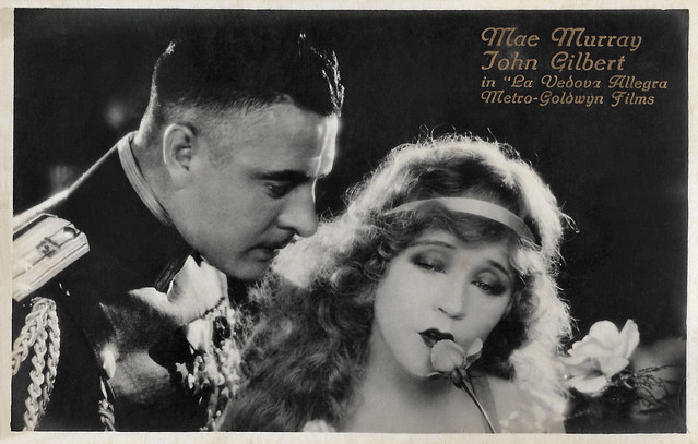 Mae Murray and John Gilbert in The Merry Widow (1925)