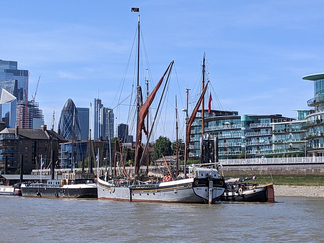 Thames Clipper trip, Barking Riverside to Embankment Pier
