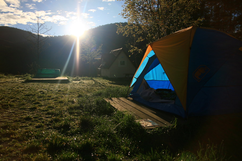 武陵農場露營。圖片來源：A J(CC BY-NC-ND 2.0)