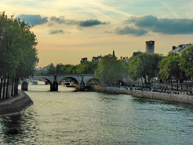 129 - Paris en Mai 2022 -  le Pont Marie