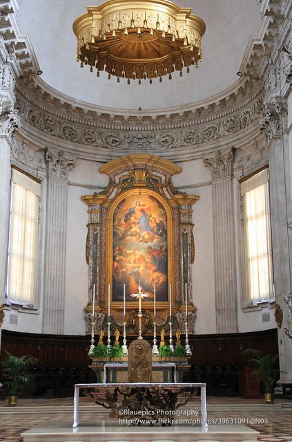 Brescia, Cattedrale di Santa Maria Assunta, altar
