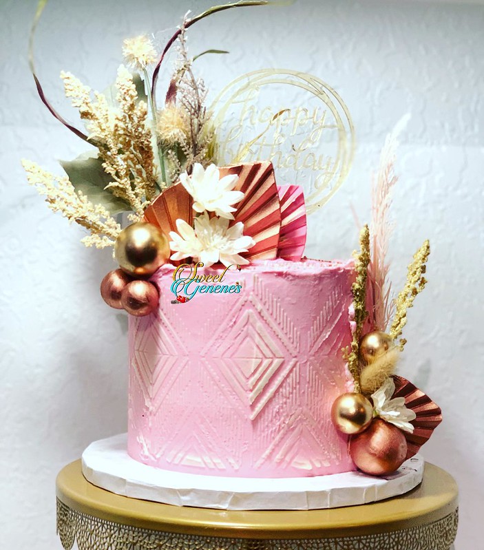 Cake by Sweet Genene's