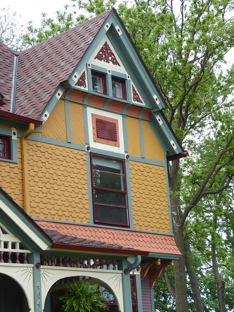 Wheaton, IL, Walkabout, Colorful House, Detail
