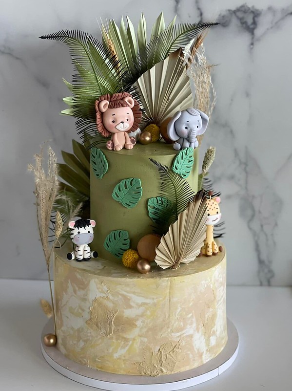 Cake by Jessica's Dessert Studio