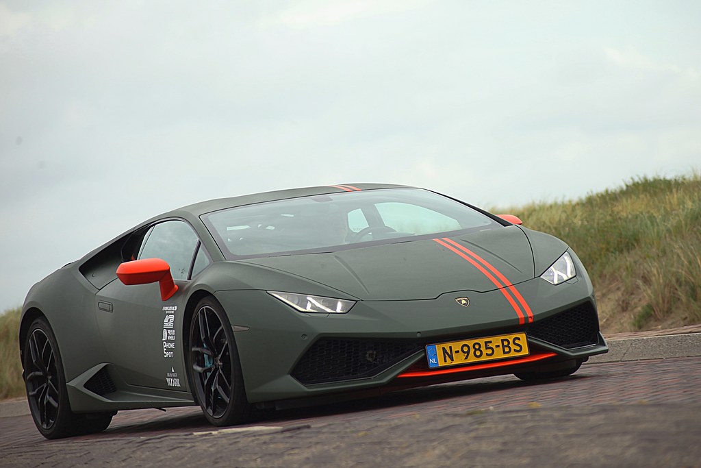 N-985-BS: Huracan asobak