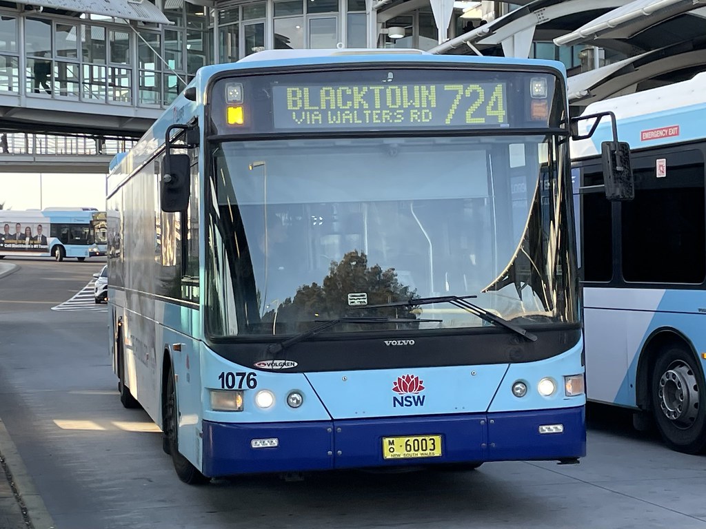 Busways 1076 (ex-CDC Westbus 6003)