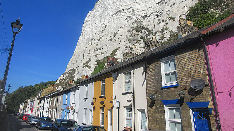Back along the cliffs and into Dover