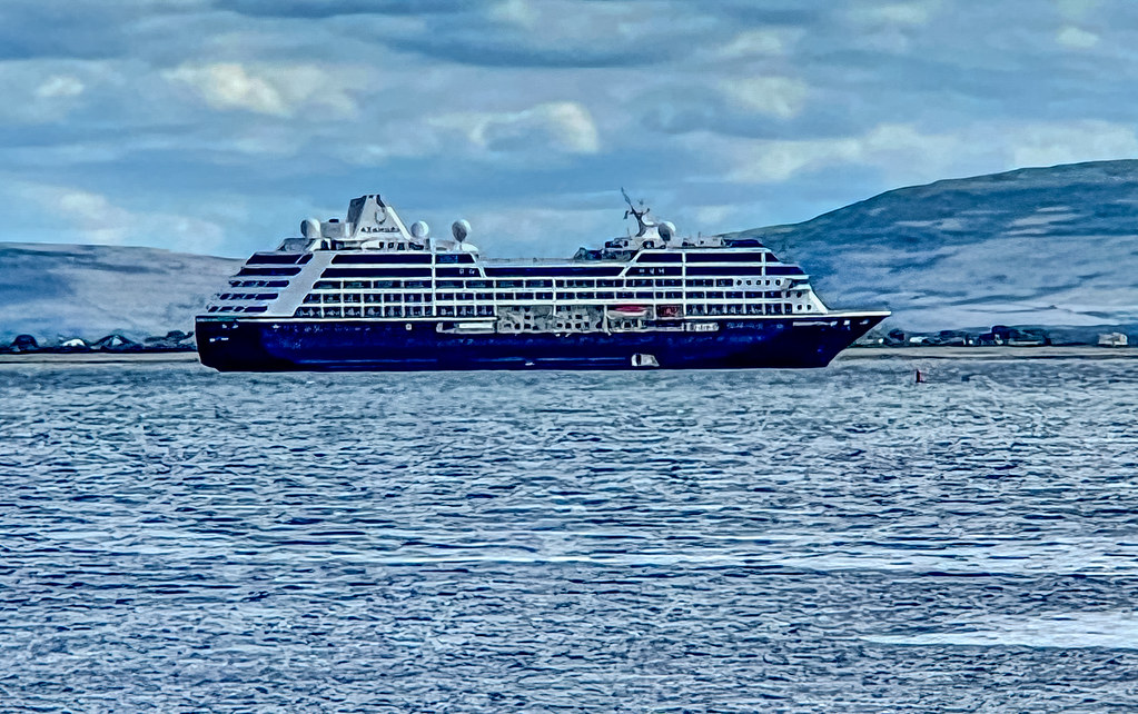 cruise ships departing from ireland
