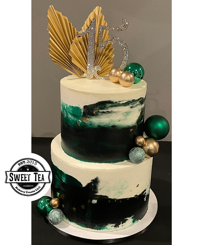 Cake by Sweet Tea Bakery Treats LLC.