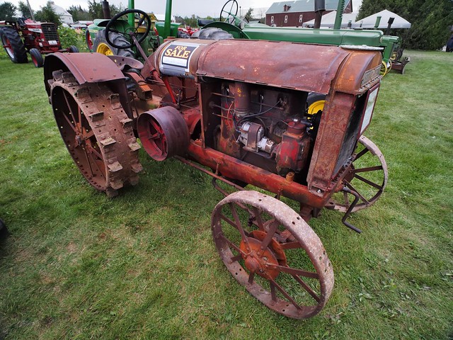 McCormick-Deering 10-20 tractor, 1938 - Country Heritage Park, Milton, Ontario