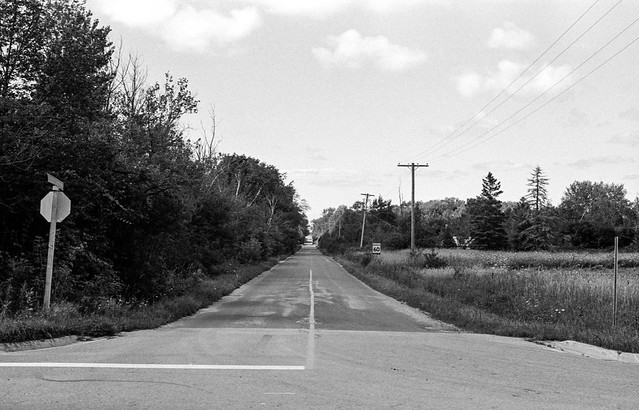 Sideroad 18a at Connession Road 12