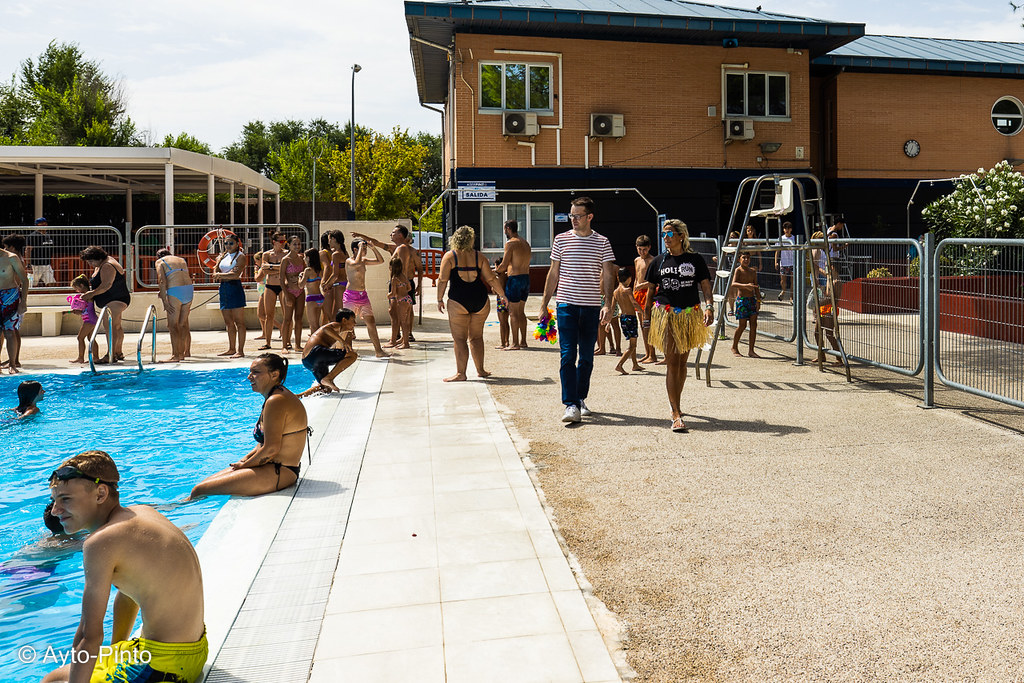 Pool Party | Flickr