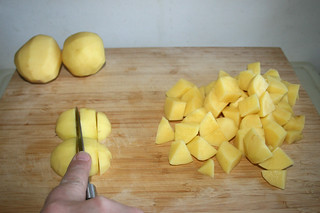 19 - Dice potatoes / Kartoffeln in Würfel schneiden