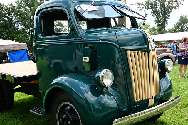 The breeze cools this beautiful Ford Truck