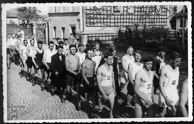 ArchivTappen29(9A)710 Aufmarsch der Läufer, Deutschland, 1930er