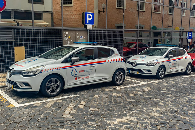 Serviços Médicos de Urgência - Renault Clio