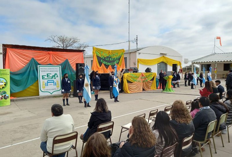 2022-08-12EDUCACION:  La Escuela Agrotécnica Ejército Argentino mostró  excelencia agropecuaria en su trabajo escolar