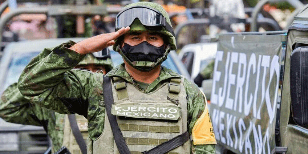 AMLO plantea que el Ejército siga en tareas de seguridad y lo aleja de ...