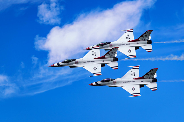 USAF Thunderbirds - F-16 Fighting Falcon, Duluth Air & Aviation Expo 2022 - Duluth MN USA, 07/16/22