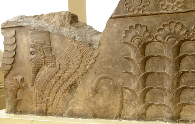 Persepolis (Pārsa, Takht-e Jamshīd) c.550-330 BCE Achaemenid Palace of Darius (Taçara, Winter Palace) Stairs Winged Sphinx & Plant Motif (1e)