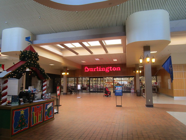 Lycoming Mall (December 2021)
