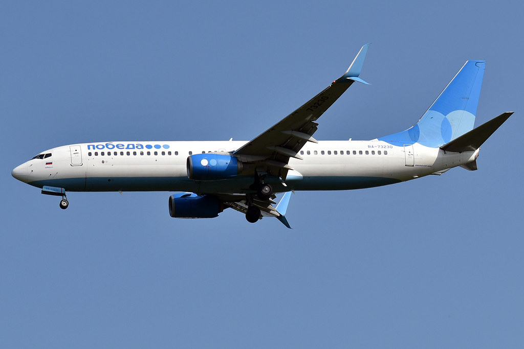 RA-73230, BOEING 737-800