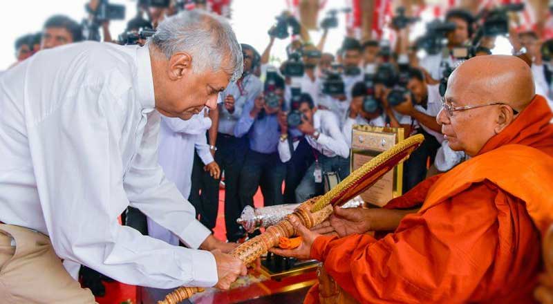 Presiden Sri Lanka yang Baru Tetap Dukung Agama Buddha dan Non-Buddhis