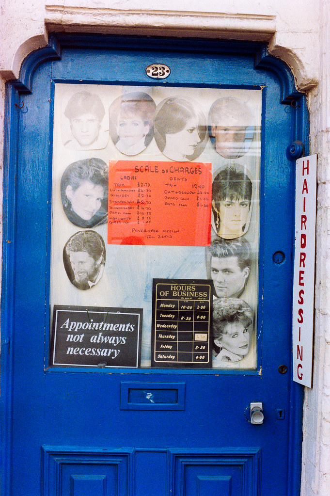 Hairdressers, Silver St, Hull, 1988, 88c06-05-32