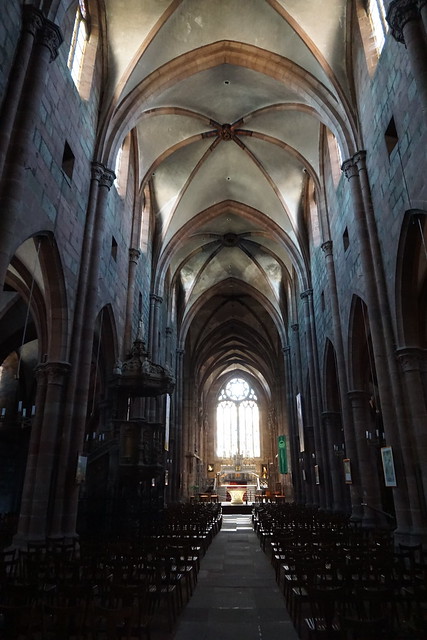 Eglise Saint-Georges, Sélestat : Vue intérieure de la Nef