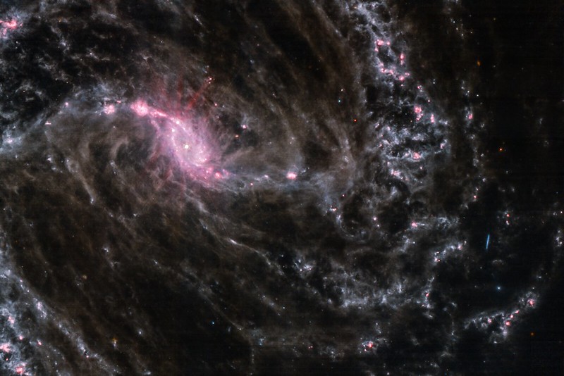 JWST MIRI NGC1365