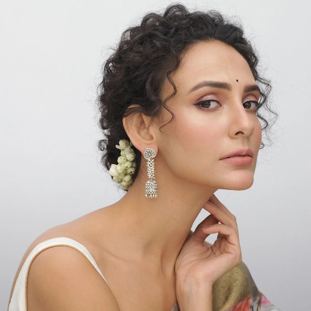 Indian Earrings Online From Tarinika