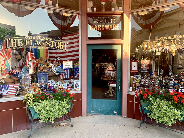 the flag store