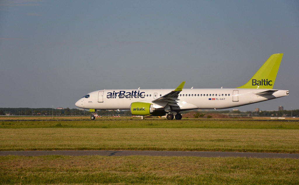 Airbus A220-371 - Air Baltic