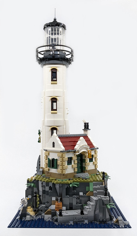 21335: Motorized Lighthouse Set Review