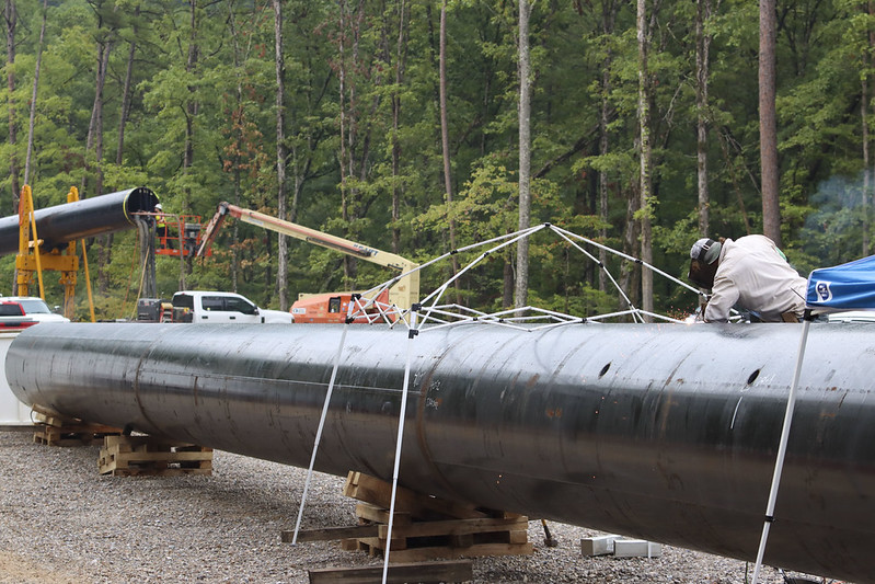 08-18-22 Valve arrives at Blakely Mountain Intake Site | Flickr