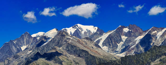 Panorama du Mt Blanc depuis le col du Joly (Beaufortain, Savoie) - Assemblage de 7 photos