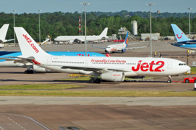Airbus A3330-243 G-VYGM Jet 2