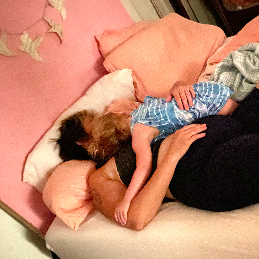 sleeping-with-auntie