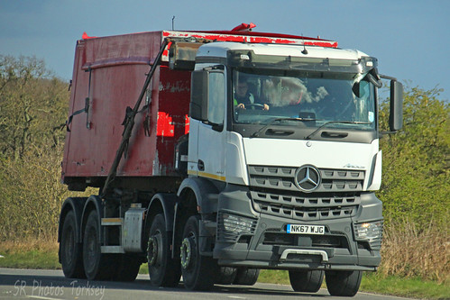 Mercedes Arocs Skip Loader NK67 WJG | by SR Photos Torksey