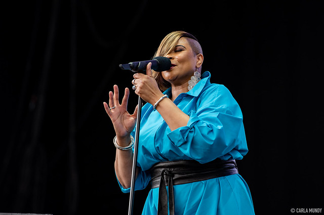 Gabrielle @ Kendal Calling 2022. Photographed by Carla Mundy