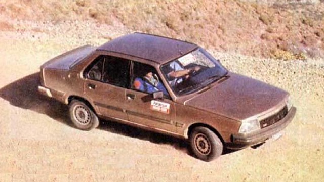 Renault_18GTXII_1987_R1