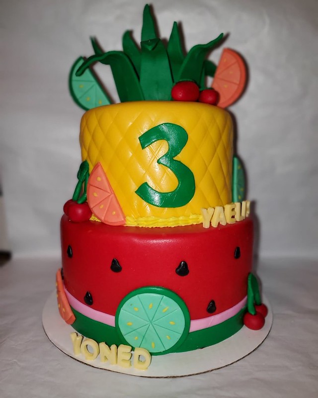 Cake by Noelia's Creations