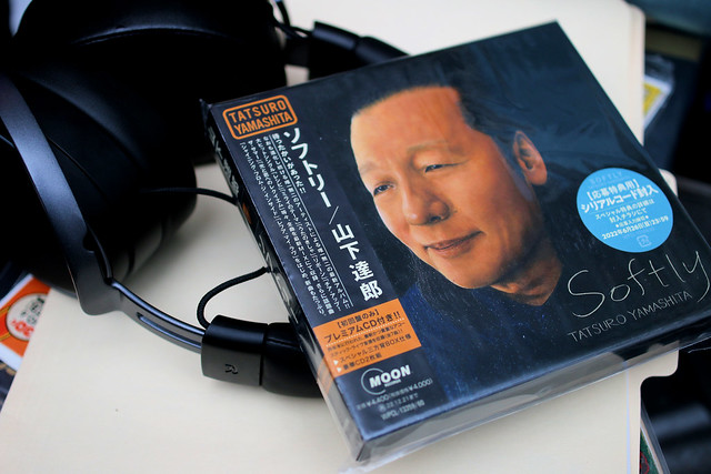 山下達郎 - SOFTLY -初回限定版- (Premium) (J-Pop 365 - 8.21.2022)