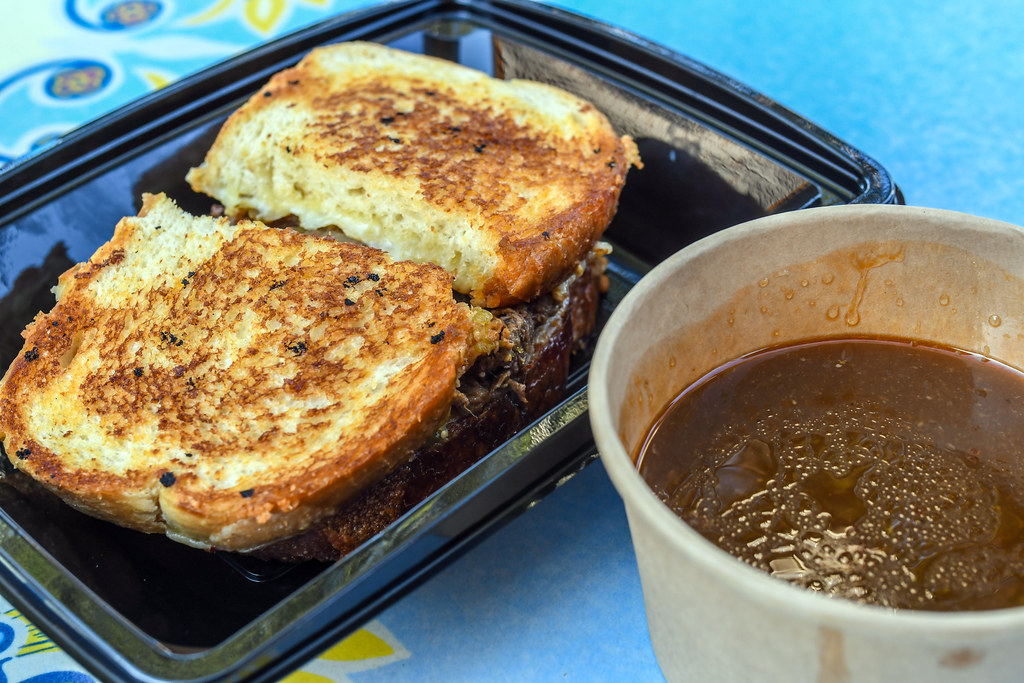 Birria toasted cheese Jolly Holiday DL