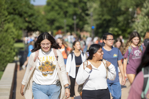 Students walk on campus during the first day of the fall 2022 semester.