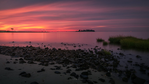 Dawn Revelations by Simmie | Reagor - https://www.simmulated.com/blog, The only thing I hate about coming to Silver Sand at 5 in the morning is sharing the beach with all 