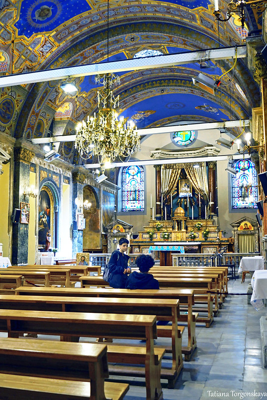 Интерьер церкви Св. Марии Драперис