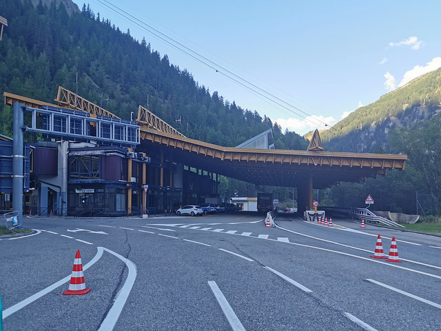 Mont Blanc Tunnel / Italy