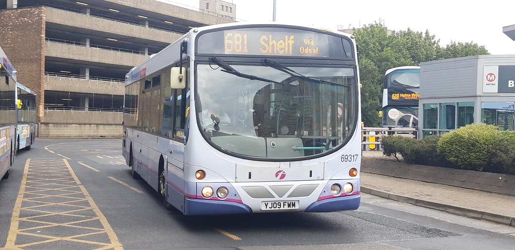 First Bradford Volvo B7RLE Wright Eclipse Urban YJ09 FWM 6… | Flickr
